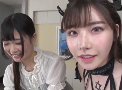 「キミにしか見えてないから♥」彼女には見えてないエロサキュバスにザーメン抜かれて強制中出し