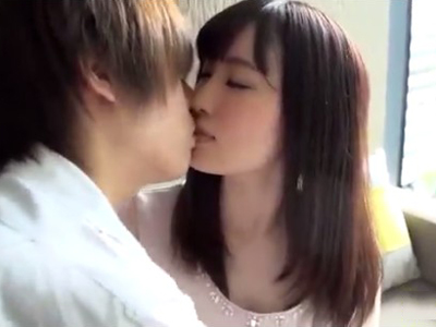 「中でもイィのに‥」清楚に見えて腹射に不満漏らしちゃう淫乱素人ｗ