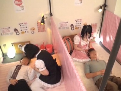 メイドリフレの禁断裏オプ→隣の客に絶対聞こえる大声で本番顔射サービスｗ