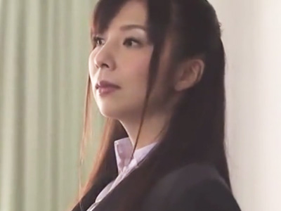 「ど、どうしてここに！？」自宅に侵入していた教え子に襲われ中出しレイプされる女教師