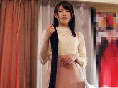 生意気なJK妹がニーハイ制服に着替えたらヲタお兄ちゃんが超興奮！力ずくで抑え込み近親レイプｗ