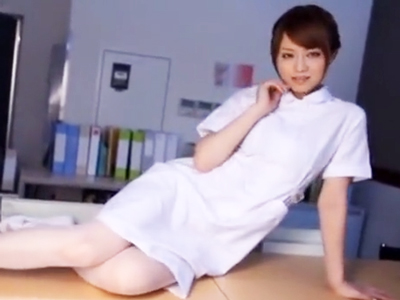 ドスケベナース・吉沢明歩ちゃんがダメ営業マンに逆レ●プ敢行！
