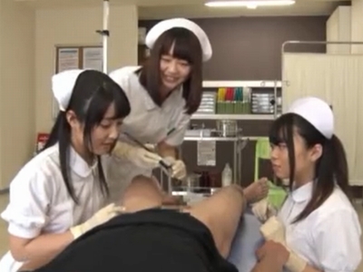 泌尿器科の特別サービス！！！痴女ナースたちとハーレム状態