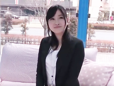 「え‥私が‥？」社会人1年目のピッチピチ美少女OLが神対応筆おろししてくれる