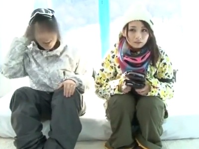 「え？これに着替えるんですか？」最初はツンな表情が気になる素人もチンポにゾッコンで中出し受け入れｗ